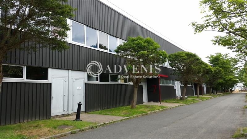Location Entrepôts COIGNIERES (78310) - Photo 2