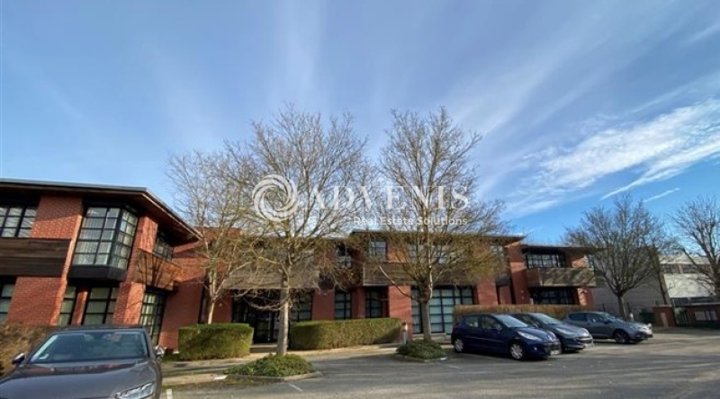 Location Bureaux GUYANCOURT (78280) - Photo 1