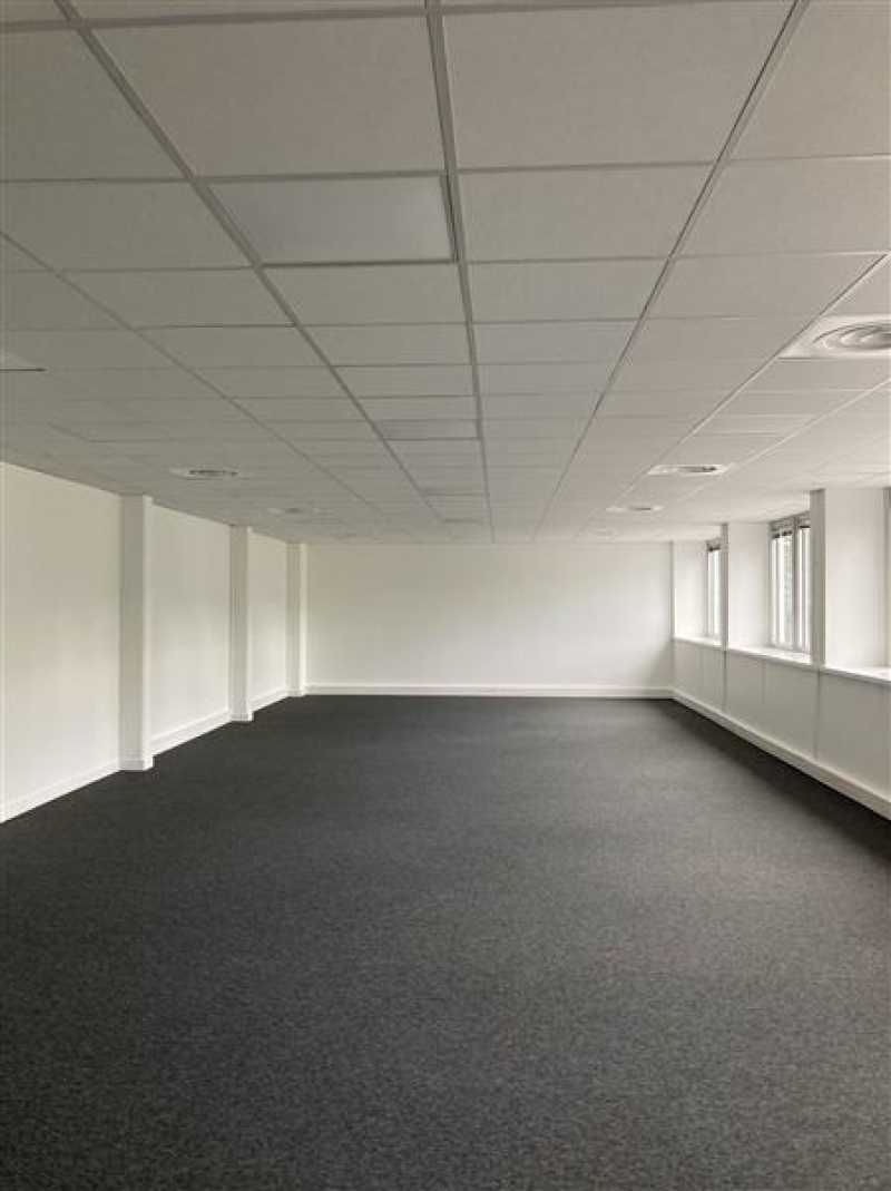 Location Bureaux VELIZY VILLACOUBLAY (78140) - Photo 5