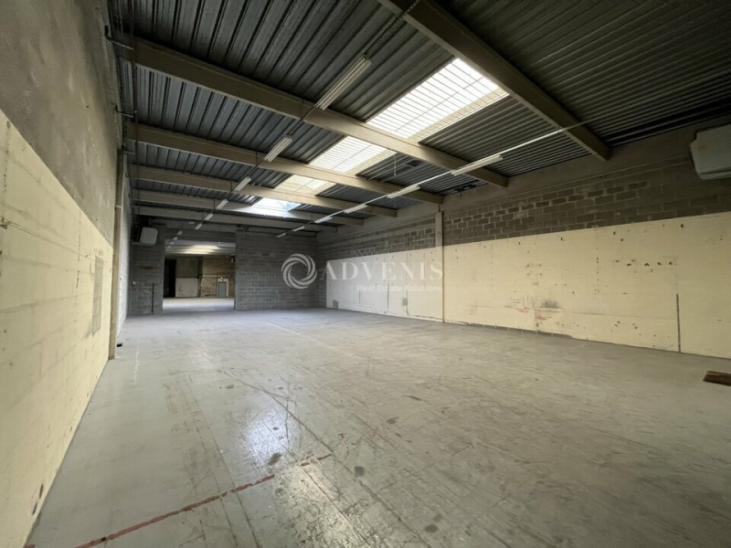 Location Activités Entrepôts MAGNY LES HAMEAUX (78114) - Photo 5
