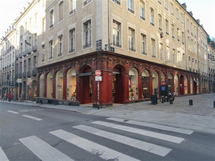 Transaction : vente d'un local commercial de 206 m² à Rennes (35 Ille-et-Vilaine)