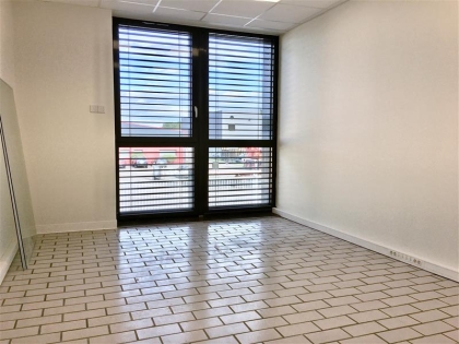 Location Bureaux ILLKIRCH GRAFFENSTADEN - Photo 3