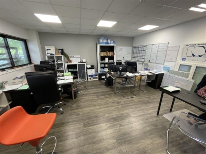 Location Activités Entrepôts MERIGNAC - Photo 2