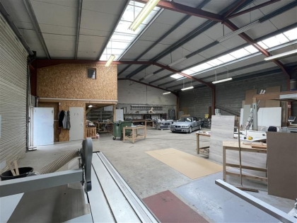 Advenis RES - Immobilier d'entreprises