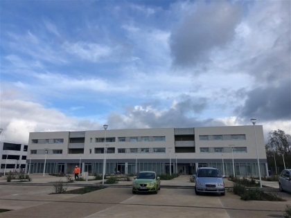 Location Commerces VILLENAVE D'ORNON - Photo 2