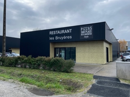 Location Commerces PESSAC - Photo 2