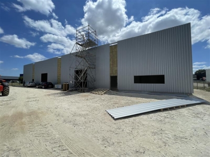 Location Activités Entrepôts BLANQUEFORT - Photo 1