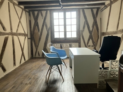 Advenis RES - Immobilier d'entreprises