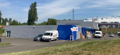 Vente Investisseur Commerces CHAMPNIERS - Photo 1