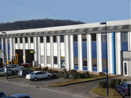 Location Activités Entrepôts SAINT QUENTIN FALLAVIER - Photo 1