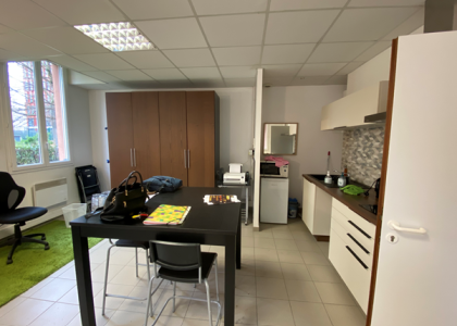 Location Bureaux LYON - Photo 2