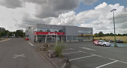 Location Commerces WAMBRECHIES - Photo 1