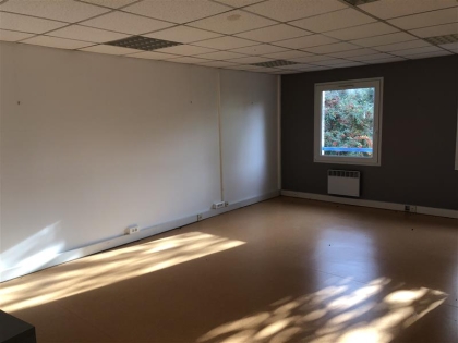 Location Bureaux TEMPLEMARS - Photo 3