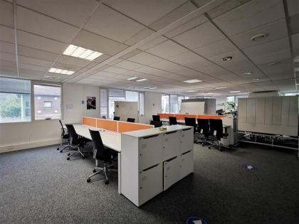 Location Bureaux VILLENEUVE D'ASCQ - Photo 3