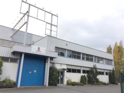Location Entrepôts LESQUIN - Photo 1