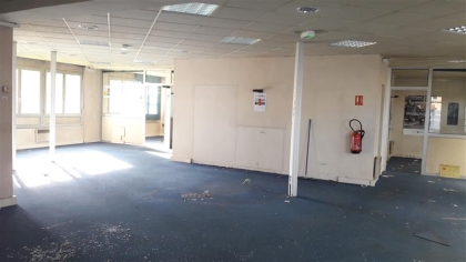 Location Commerces LILLE - Photo 2