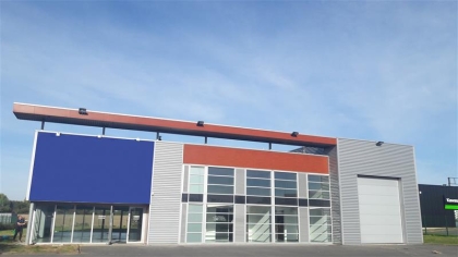Location Commerces SECLIN - Photo 1