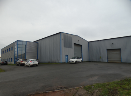 Location Entrepôts CARVIN - Photo 1