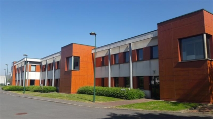 Location Bureaux et activités légères WAMBRECHIES - Photo 1