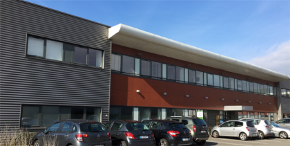 Location Bureaux WAMBRECHIES - Photo 1