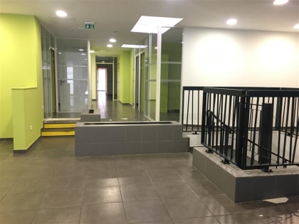 Location Commerces LILLE - Photo 3