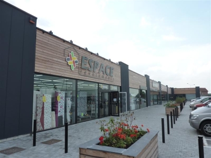 Location Commerces NIEPPE - Photo 1