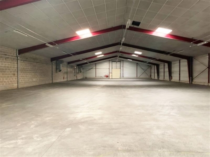 Location Entrepôts ECOMMOY - Photo 1