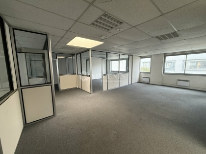 Advenis RES - Immobilier d'entreprises