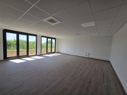Advenis RES - Immobilier d'entreprises