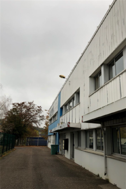 Location Bureaux LUDRES - Photo 1