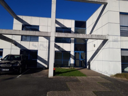 Location Activités Entrepôts CARQUEFOU - Photo 1