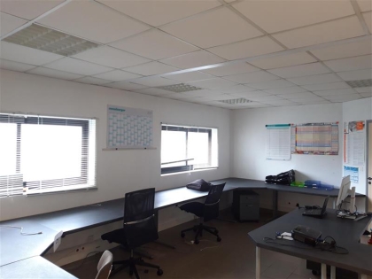 Location Activités Entrepôts SAINTE LUCE SUR LOIRE - Photo 2