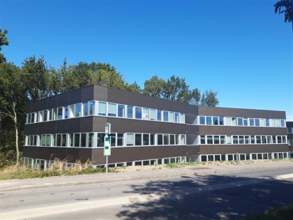 Location Bureaux LA CHAPELLE SUR ERDRE - Photo 1