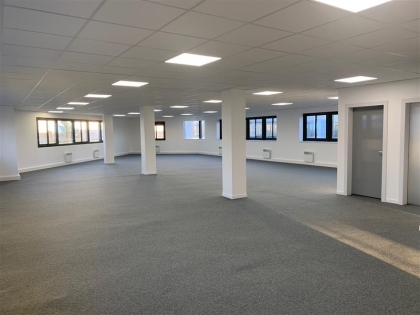 Advenis RES - Immobilier d'entreprises