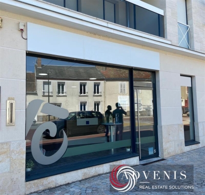 Location Commerces OLIVET - Photo 1
