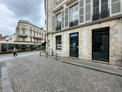 Advenis RES - Immobilier d'entreprises