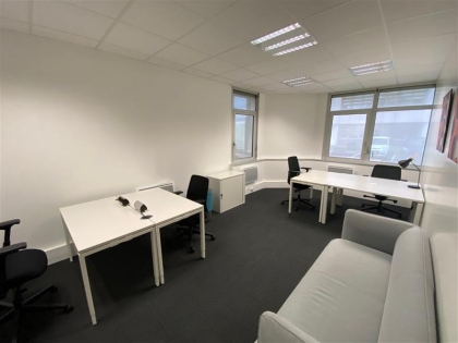 Advenis RES - Immobilier d'entreprises
