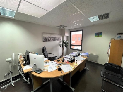 Vente Utilisateur Activités Entrepôts CHOISY LE ROI - Photo 2