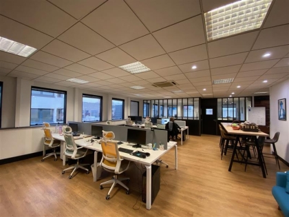 Advenis RES - Immobilier d'entreprises