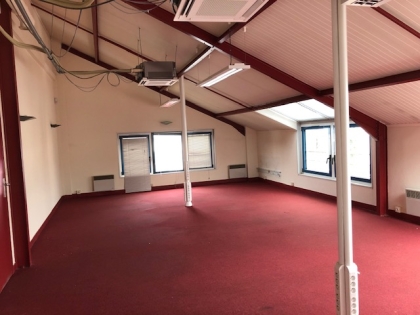 Location Bureaux SAINT AVERTIN - Photo 3