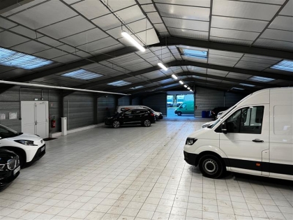 Location Commerces CHAMBRAY LES TOURS - Photo 1