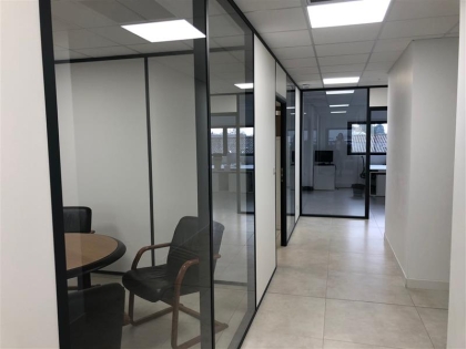 Vente Utilisateur Bureaux SAINT CYR SUR LOIRE - Photo 3