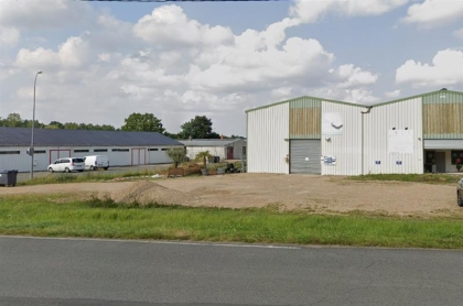 Location Activités Entrepôts LA MEMBROLLE SUR CHOISILLE - Photo 1