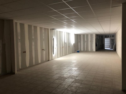 Location Activités Entrepôts TOURS - Photo 2
