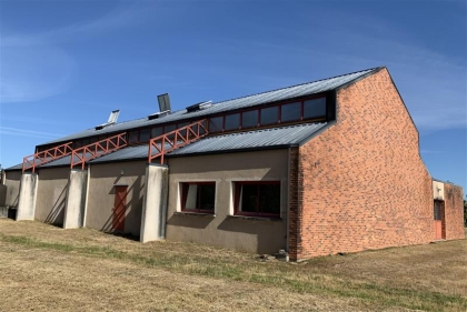 Vente Investisseur Activités Entrepôts SELLES SAINT DENIS - Photo 1