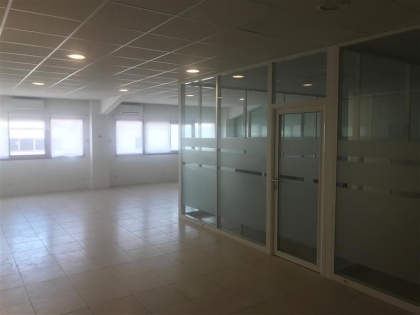 Location Bureaux PEROLS - Photo 2