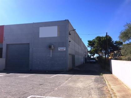 Location Activités Entrepôts SAINT JEAN DE VEDAS - Photo 1