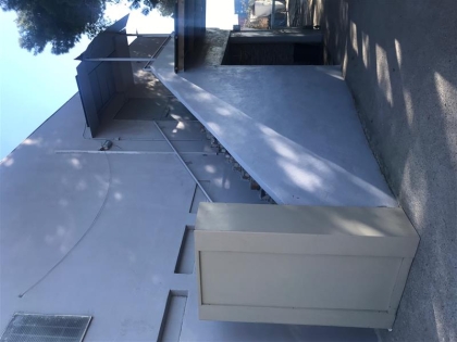 Location Activités Entrepôts SAINT JEAN DE VEDAS - Photo 2