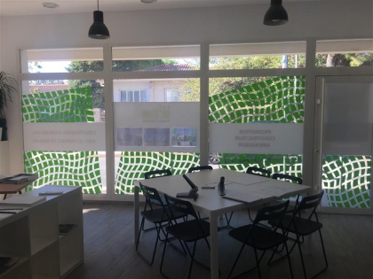 Vente Investisseur Commerces CASTELNAU LE LEZ - Photo 1