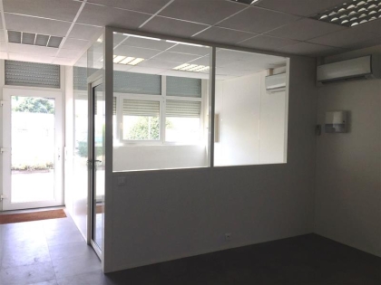 Location Activités Entrepôts SAINT JEAN DE VEDAS - Photo 2
